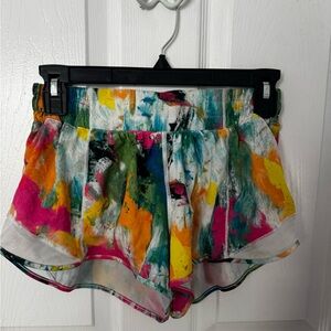 Lululemon Hotty Hot 2.5” short